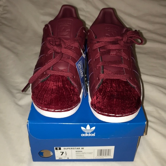 adidas gazelle silver green womens SUPERSTAR II "VICTORY RED"  Active Athlete 88